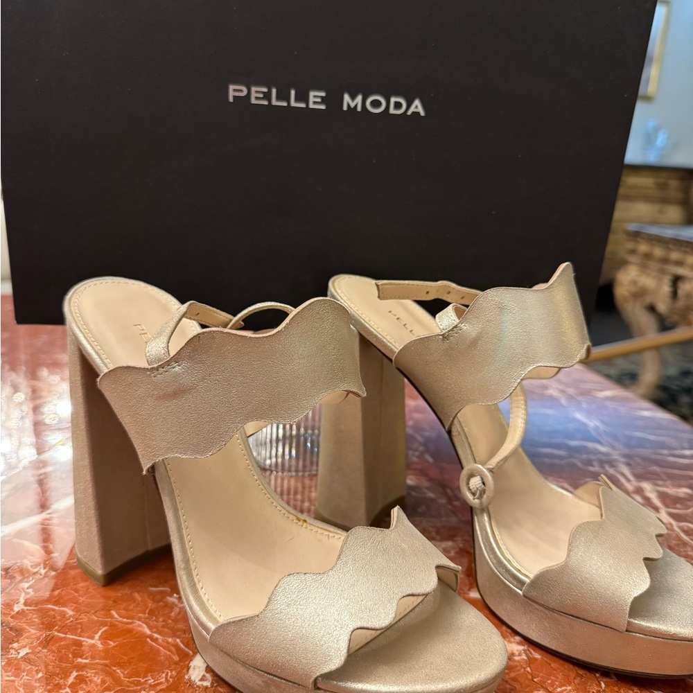Pelle Moda Cream Heels with Chunky Block Heel
